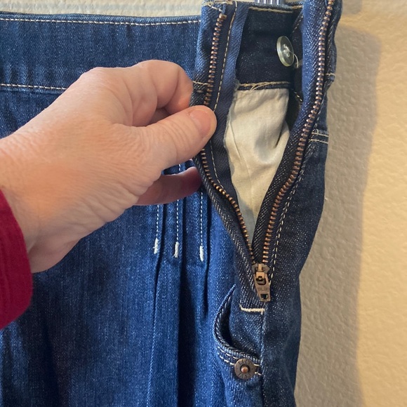 ELLE Denim Mini Skirt - Picture 3 of 8